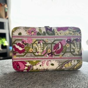 Vera Bradley Make Me Blush Pattern Opera Wallet Style Clutch Designer NWOT